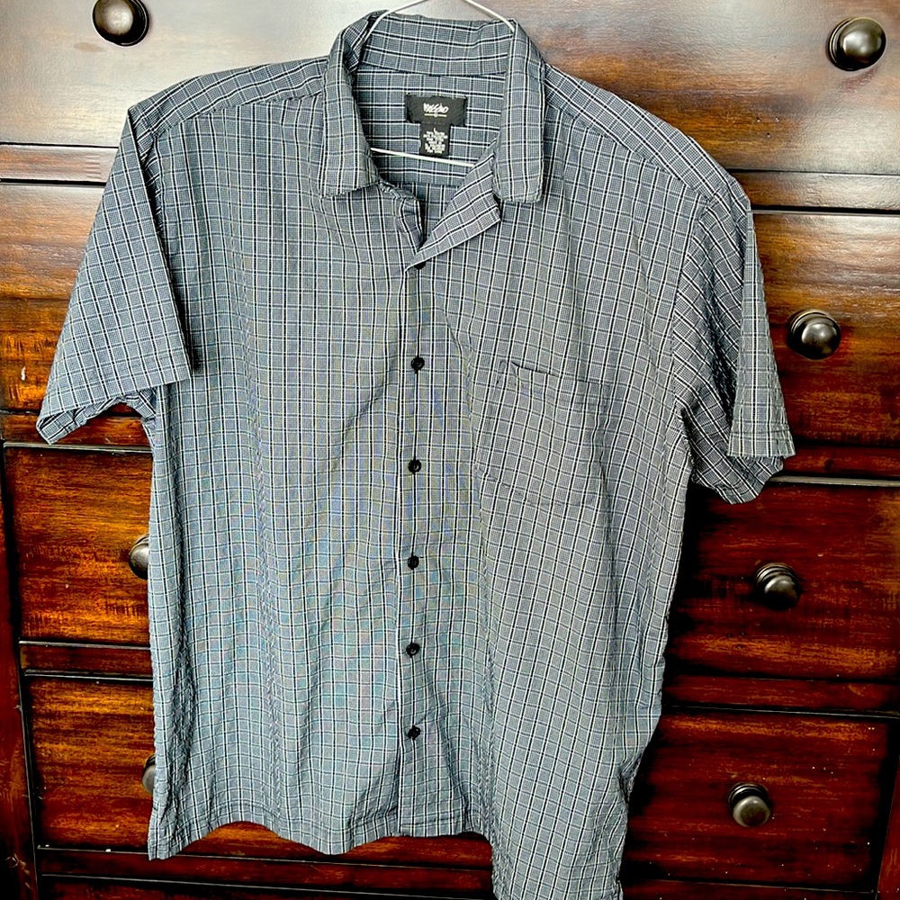 Men’s Causal Button Down Shirt
